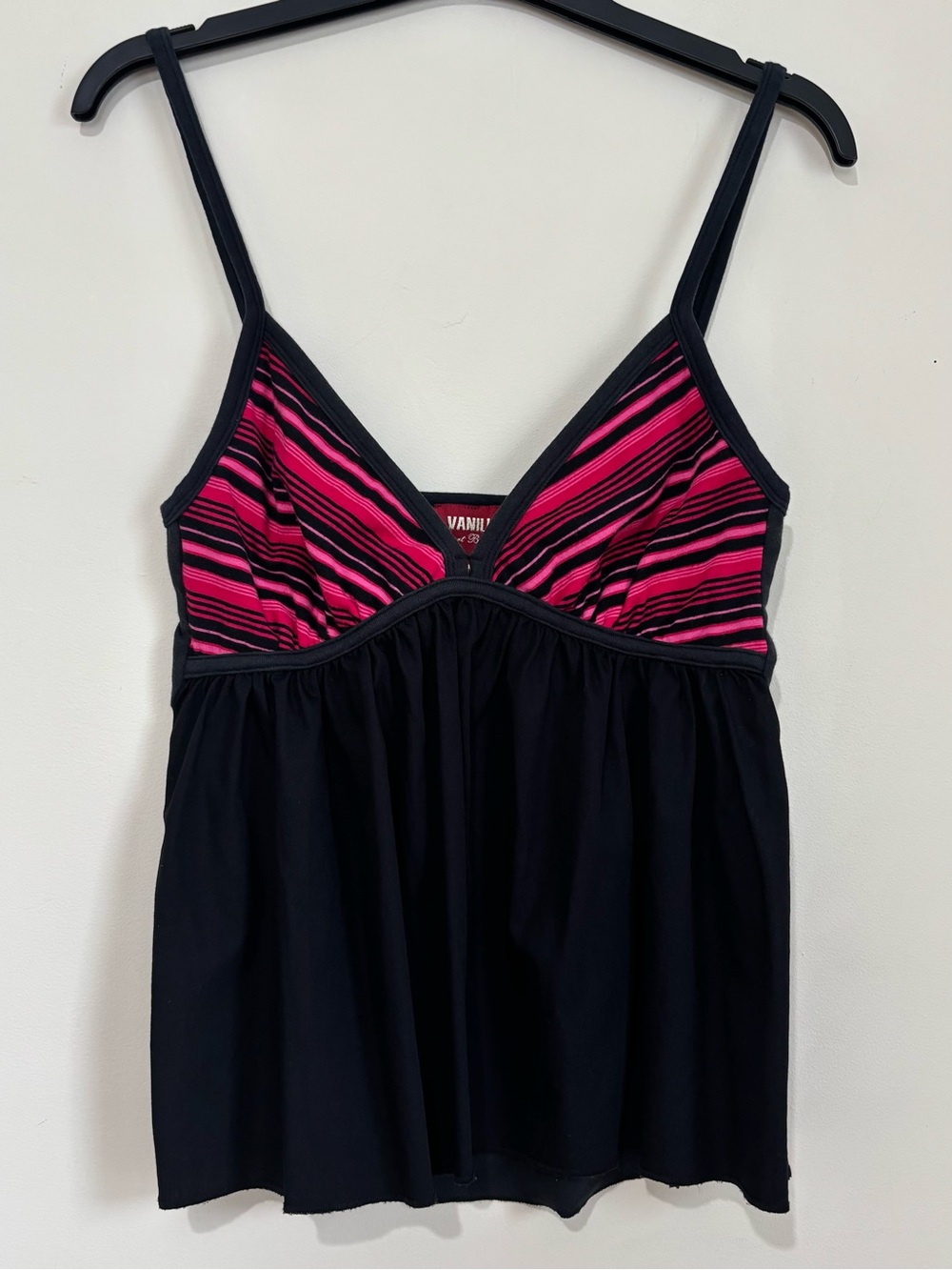 Vanilla Vintage 90's beachy resort pink black striped spaghetti cropped tank top